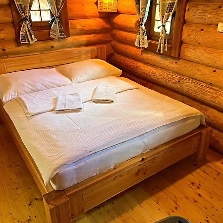 Prázdninový dům Koliba Pacho - Zrub Anicka *